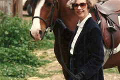 9 1undersaddle at last